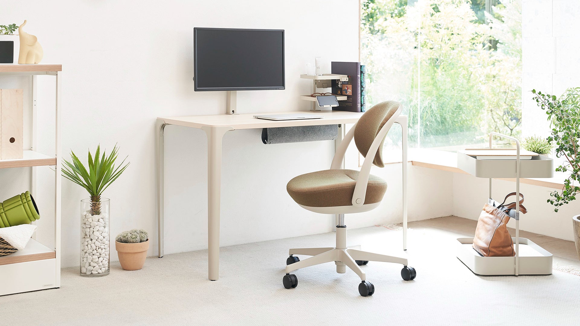 Desk chair deals for small spaces